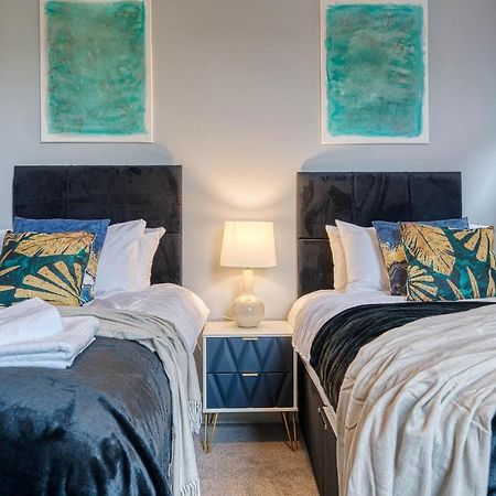 Spacious Nottingham Abode - Sleeps 16 Kültér fotó
