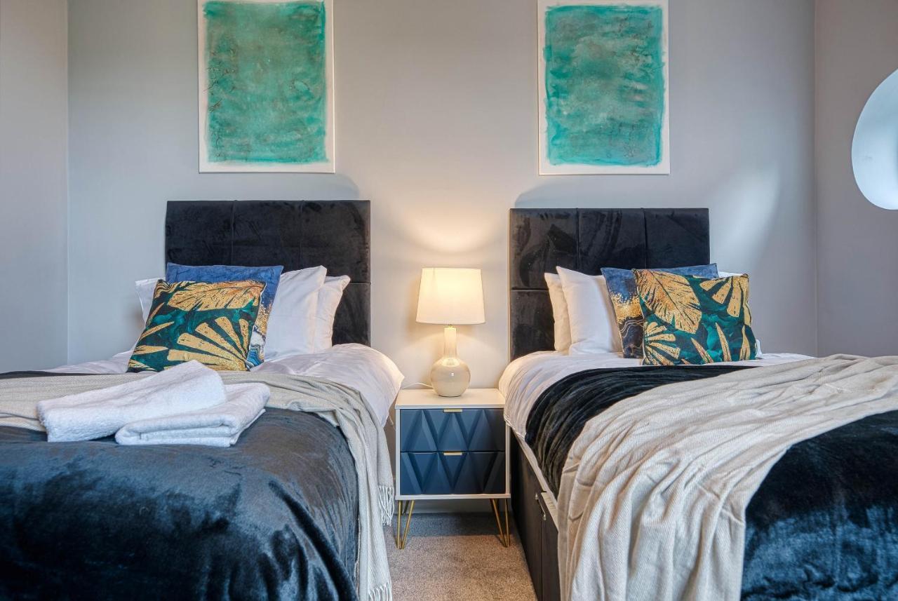 Spacious Nottingham Abode - Sleeps 16 Kültér fotó