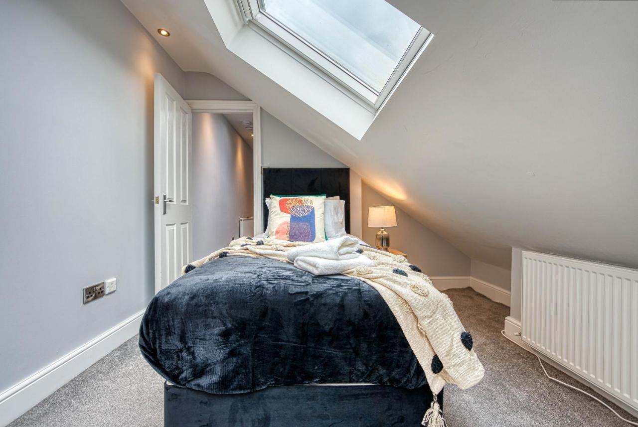 Spacious Nottingham Abode - Sleeps 16 Kültér fotó